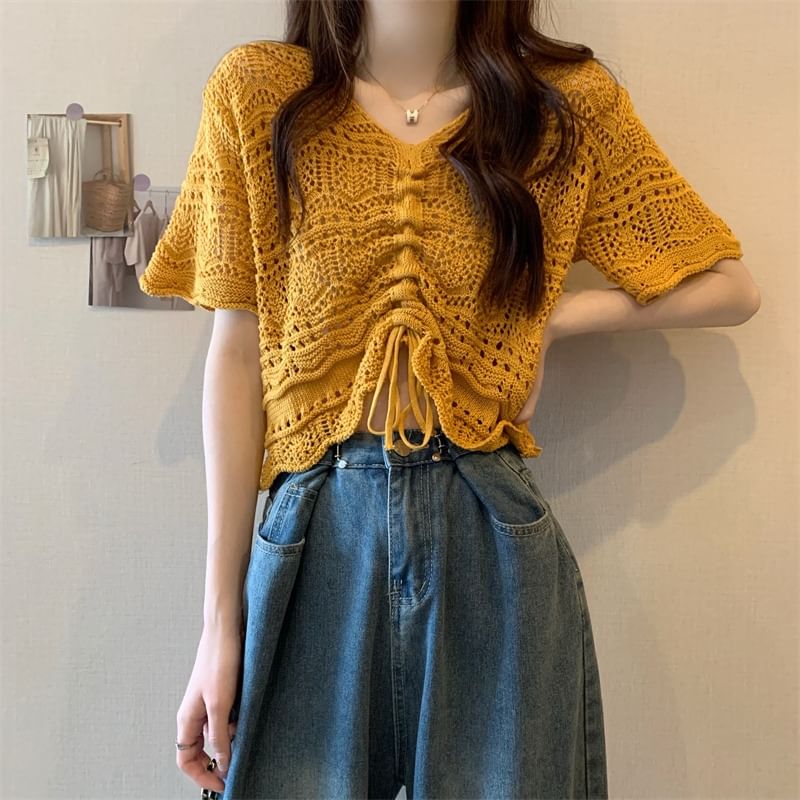 Ukiyo - Crop top met korte mouwen, V-hals en trekkoord