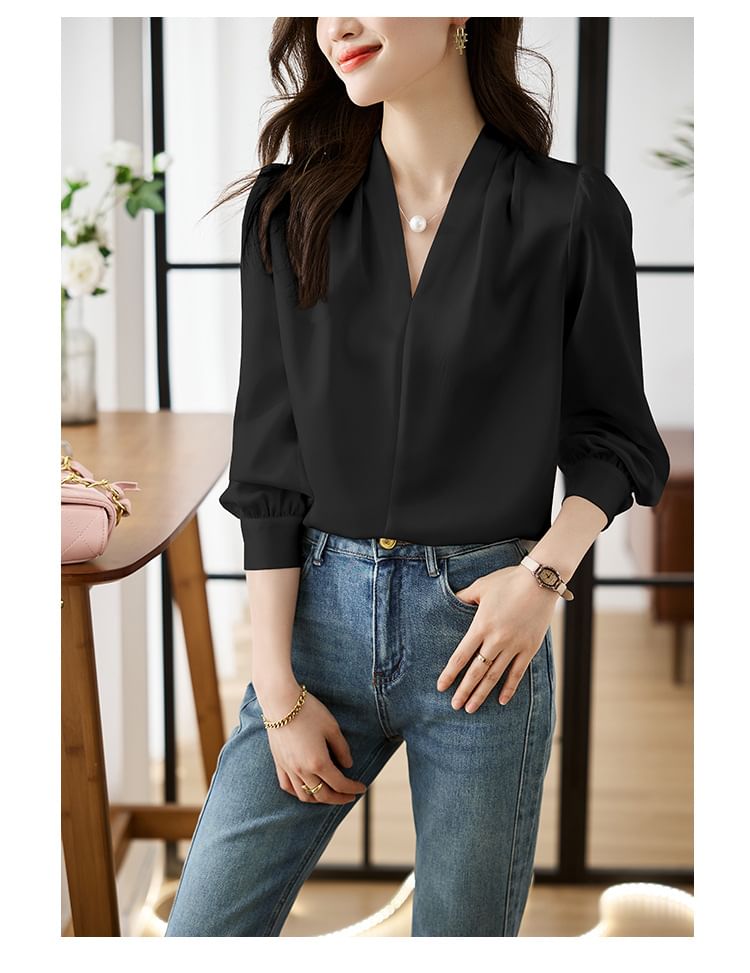 Luminato - Blouse met pofmouwen en V-hals
