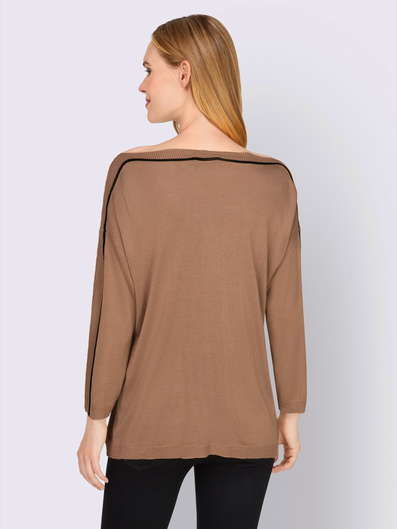 Pull encolure en u discrète