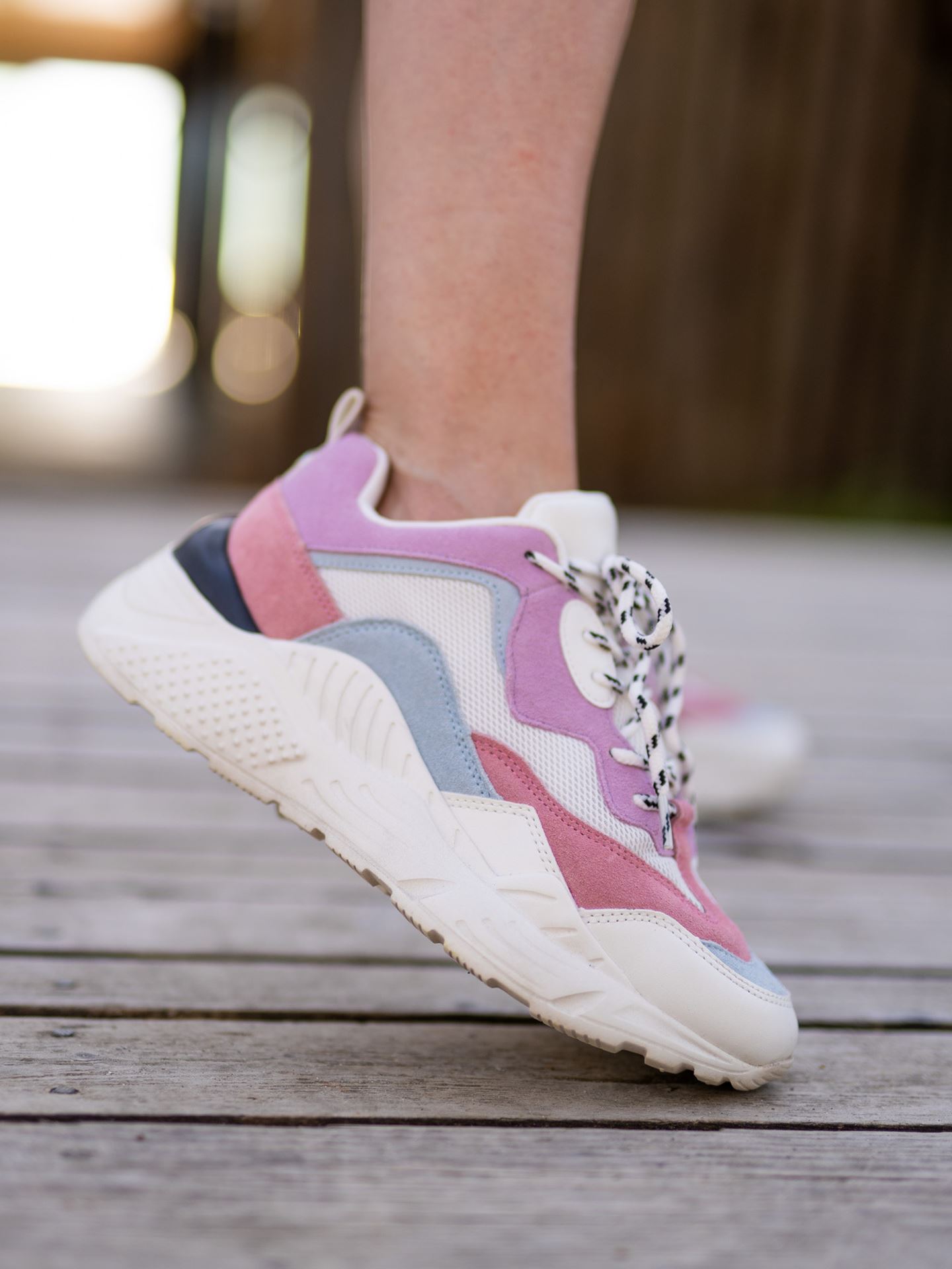Antonia Sneaker