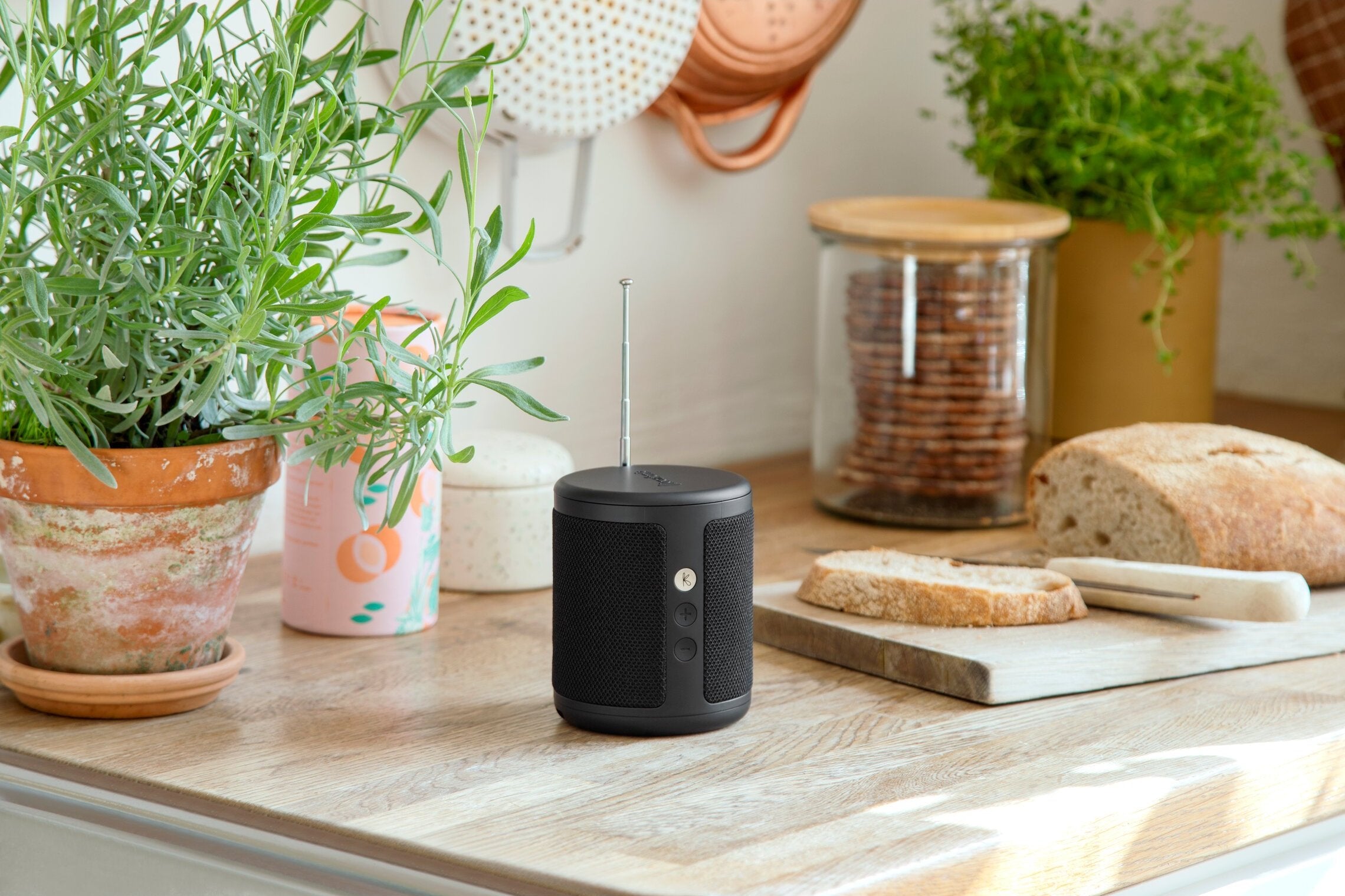 Kreafunk  Dabbie DAB/FM radio & bluetooth højttaler - sort