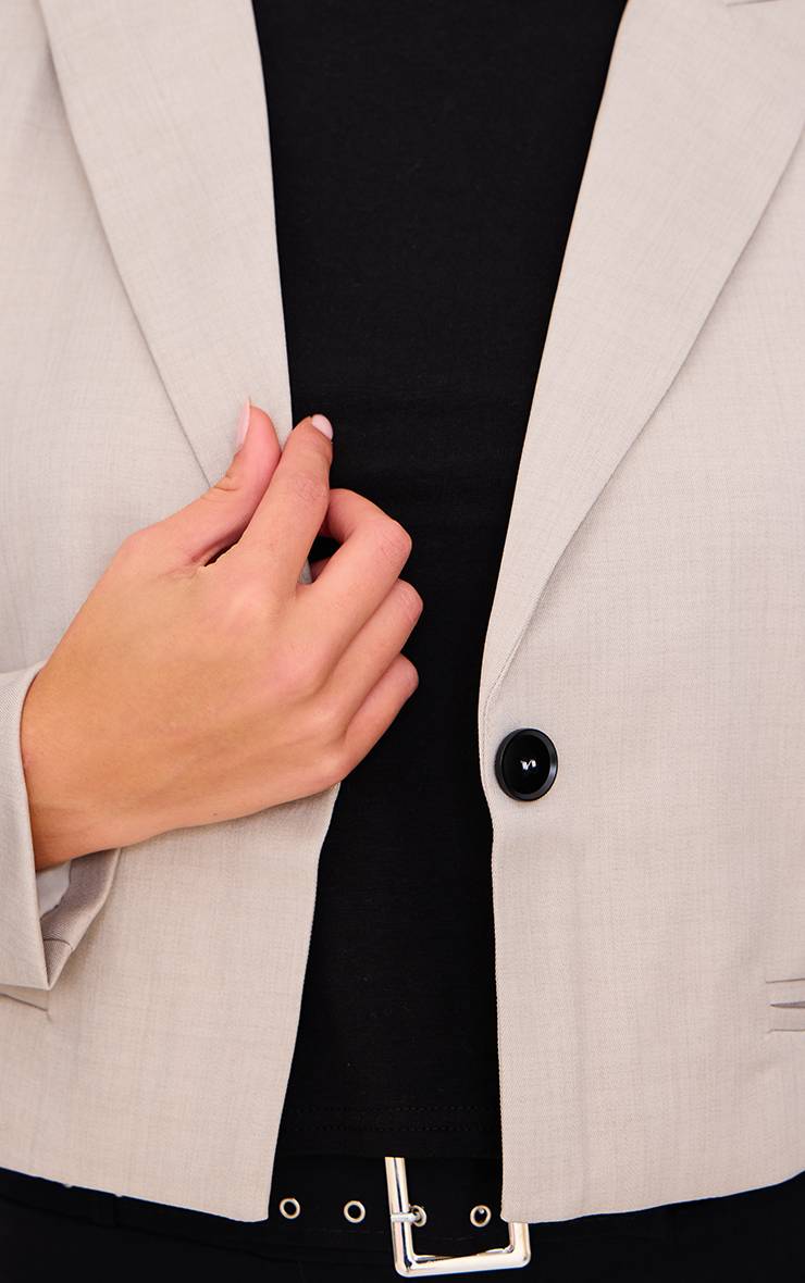 Sable Blazer Court Boxy Avec Poches Plaquées Détaillées