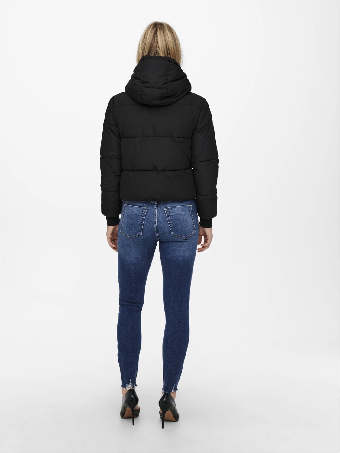 JDYNEWERICA Daunenjacke Black