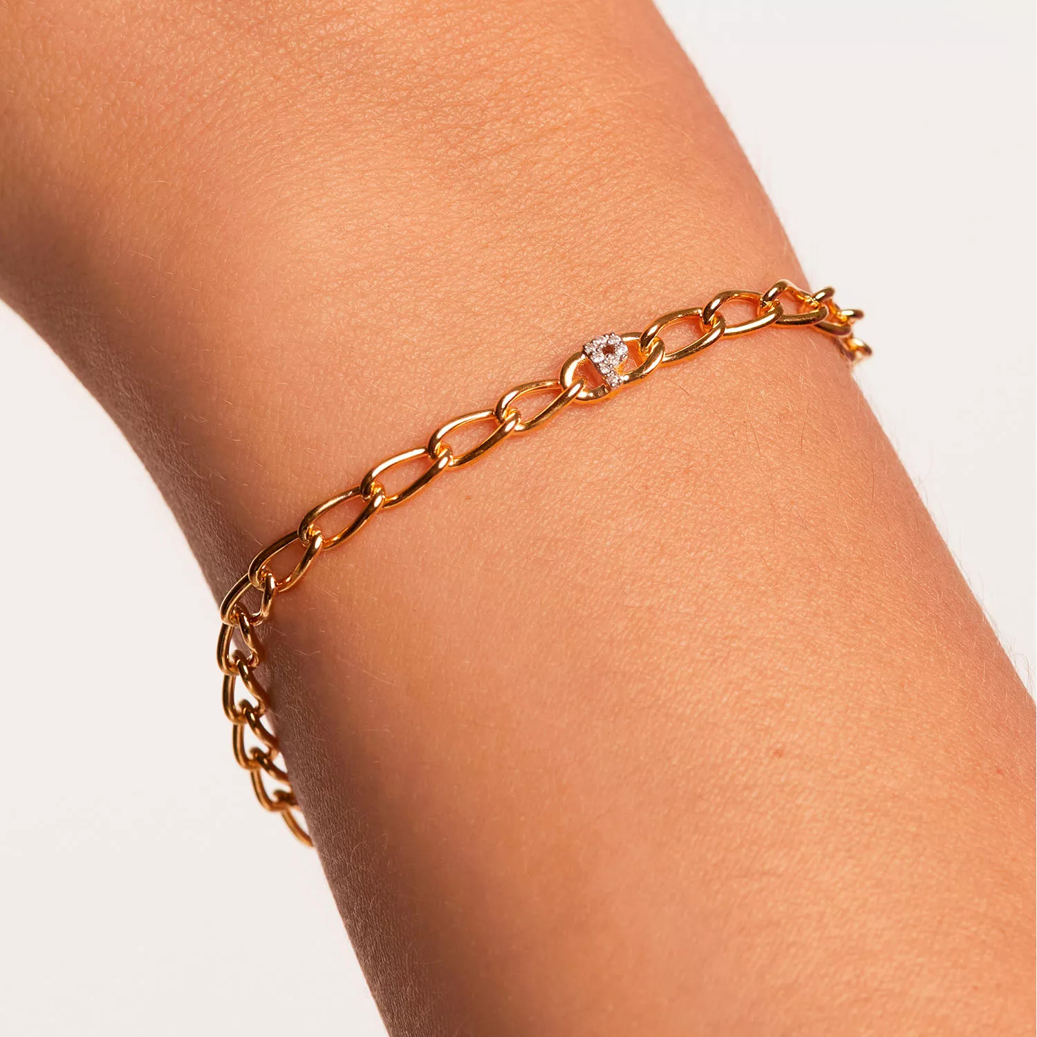 PDPAOLA Letter P Armbånd 18 kt. Forgyldt Sølv PU01-553-U