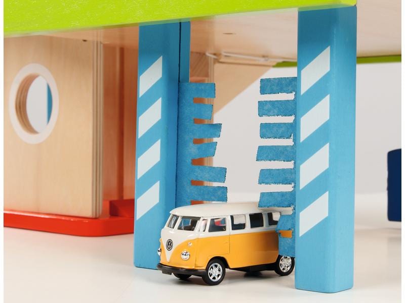 Goki Spielzeuggarage Parkhaus aus Holz 3 Stöckiges Parking für Spielzeugfahrzeuge