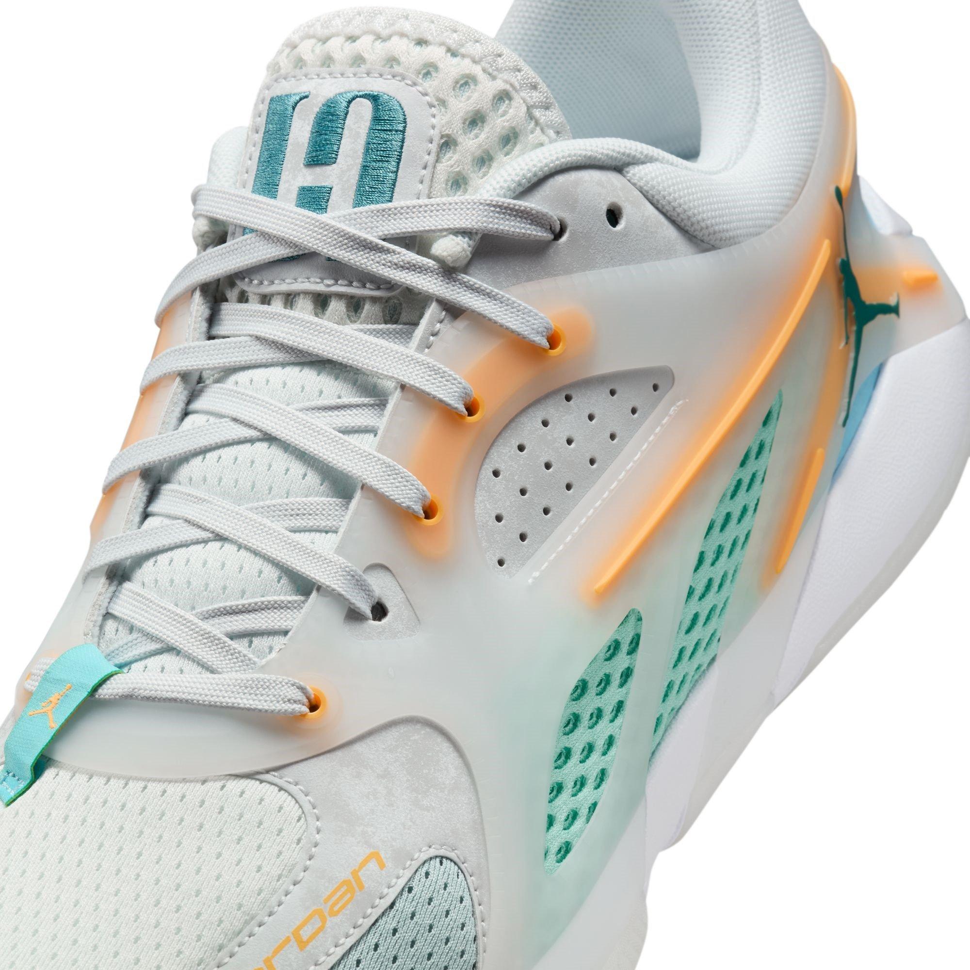 Nike Jordan Heir Basketball Trainers Adults