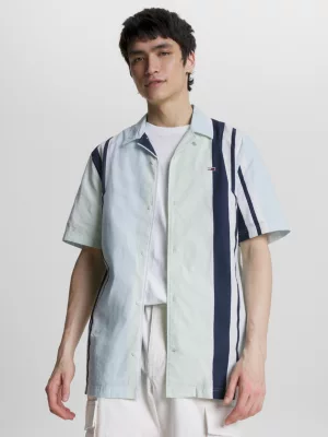 Camisa listrada de manga curta com modelagem relaxada