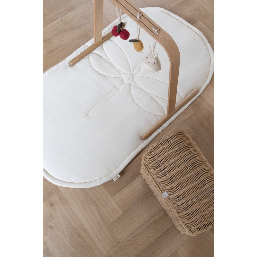 Køb KAS Kopenhagen Cream Dragon Fly Oval Legetæppe