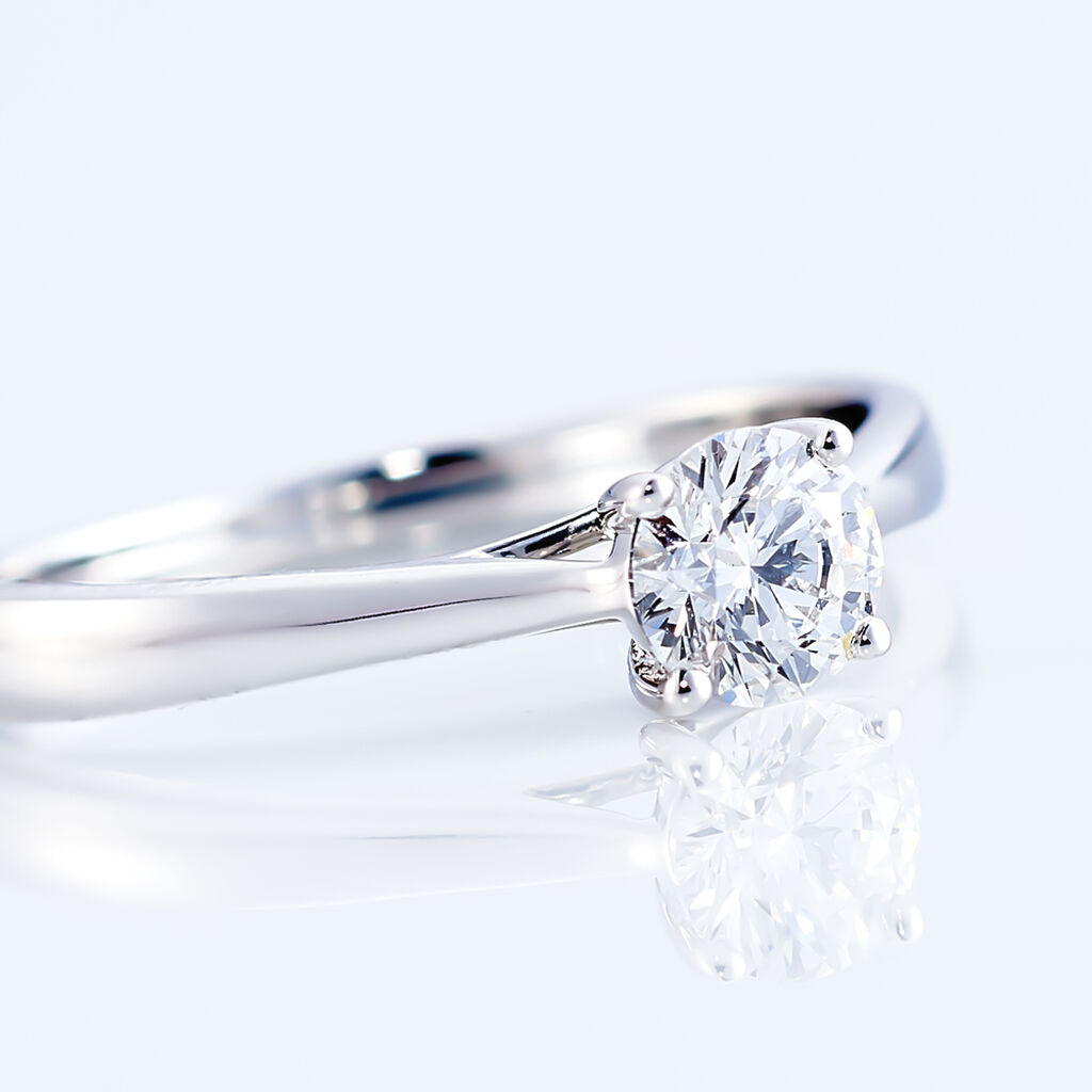 Bague Solitaire Fiona Or Blanc Diamant Synthetique