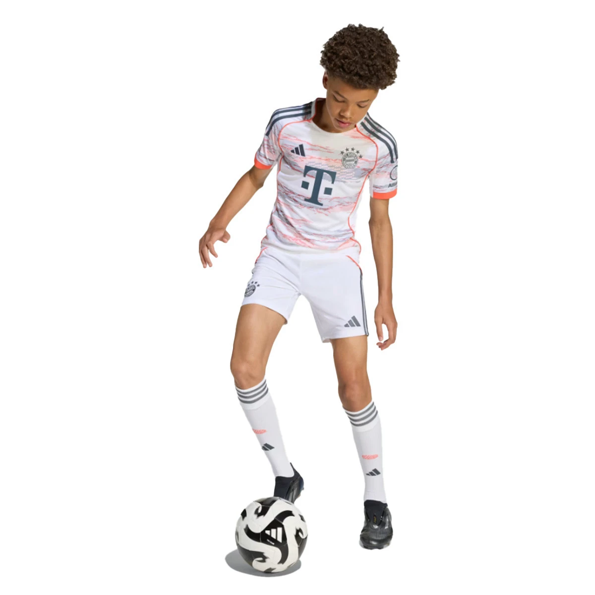 Calções adidas FC Bayern Segundo Equipamento 2025-2026