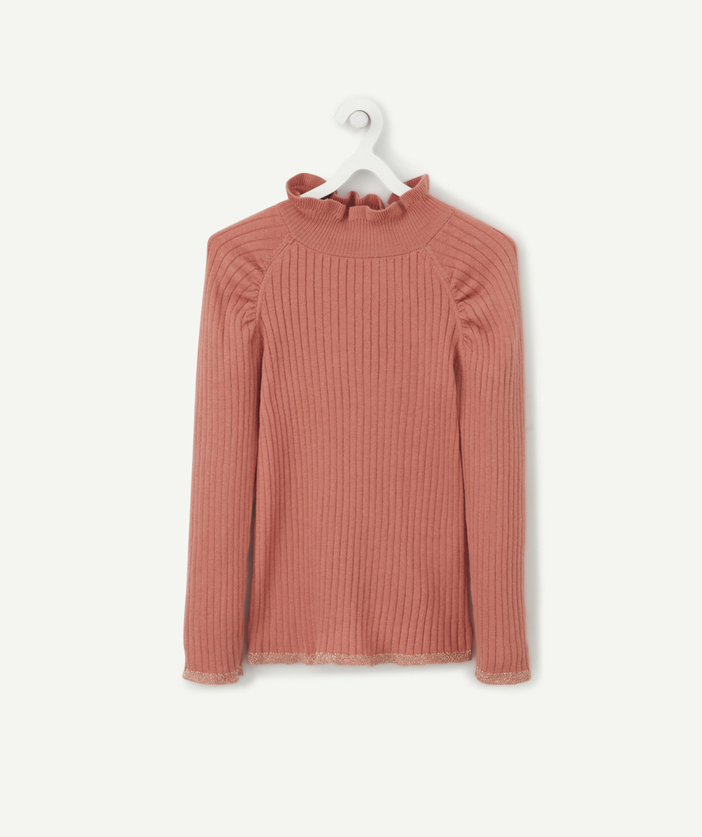 PULL FILLE ROSE À CÔTES AVEC COL MONTANT VOLANTÉ