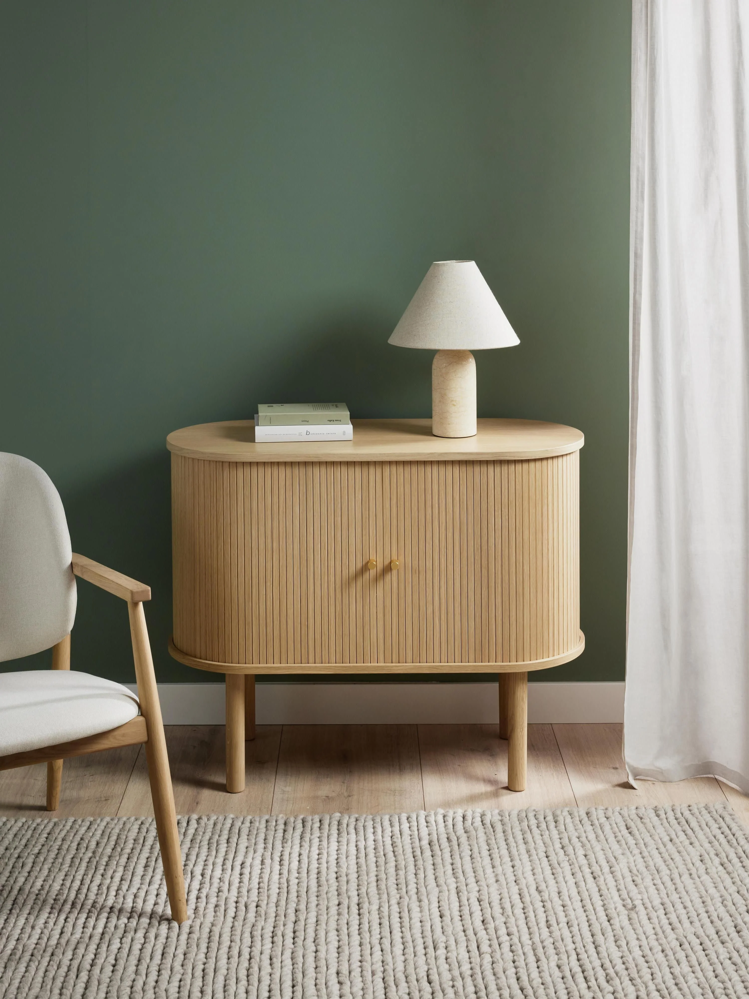 Kleine dressoir Calary met geribde voorzijde