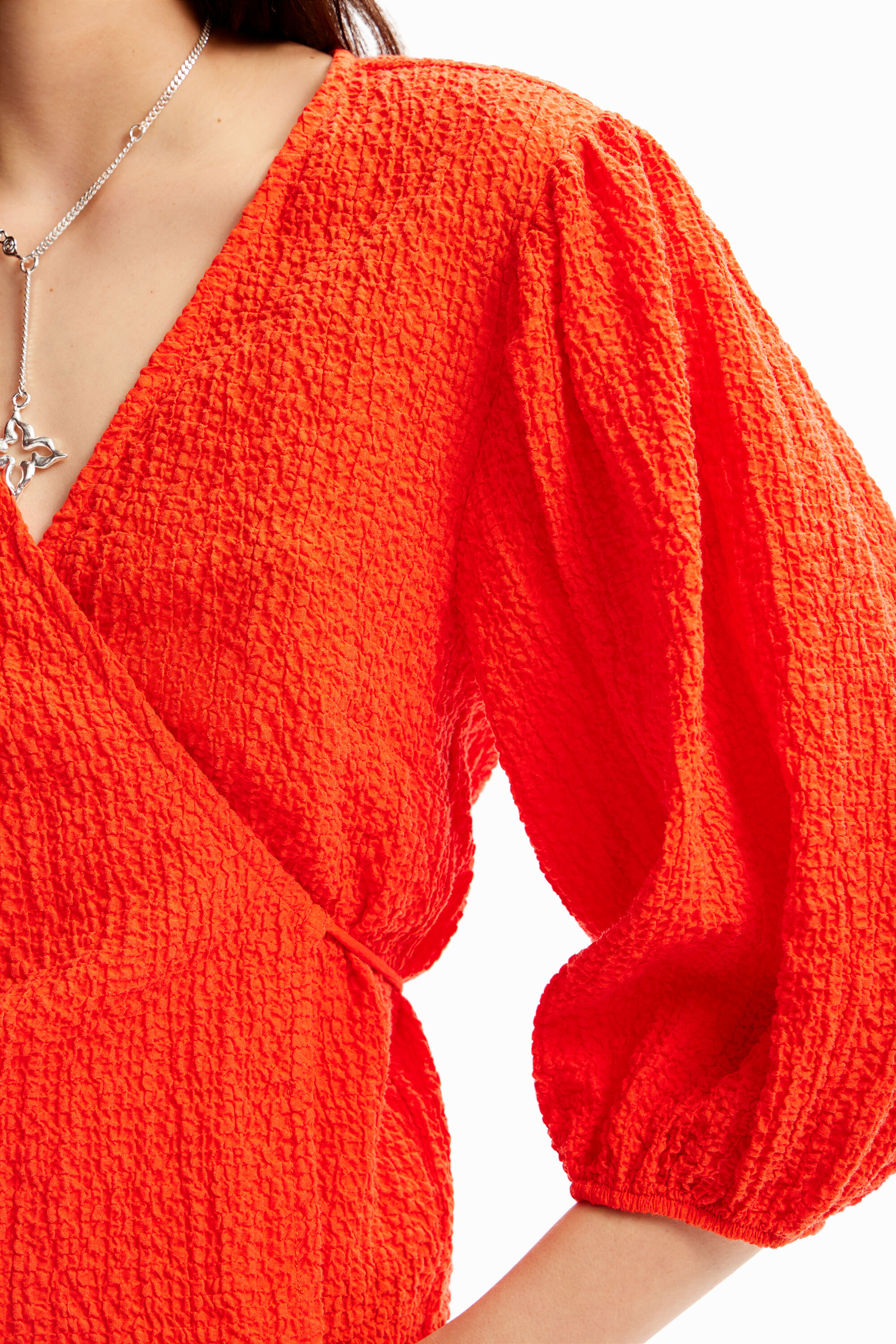 Blouse croisée texturée