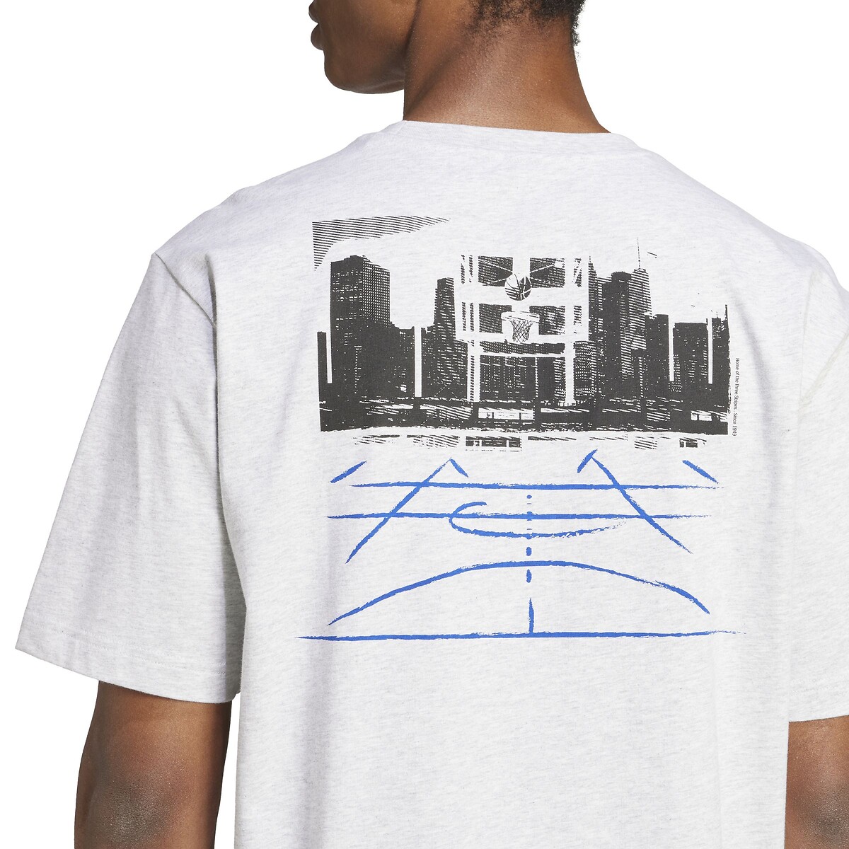 ADIDAS ROUPAS ESPORTIVAS<br>Camiseta de manga curta Photoreal Codes