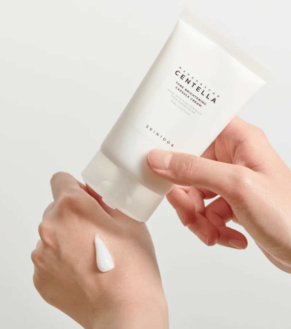 SKIN1004 - *Tone Brightening* - Creme Facial Madagascar Centella Capsule Cream