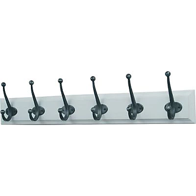 Porte-manteau à fixer pin laqué Form Malo 6 têtes