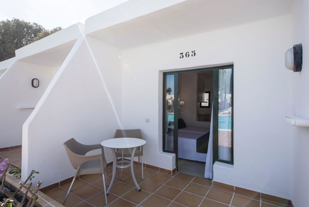 THB Flora Logies - Hotel