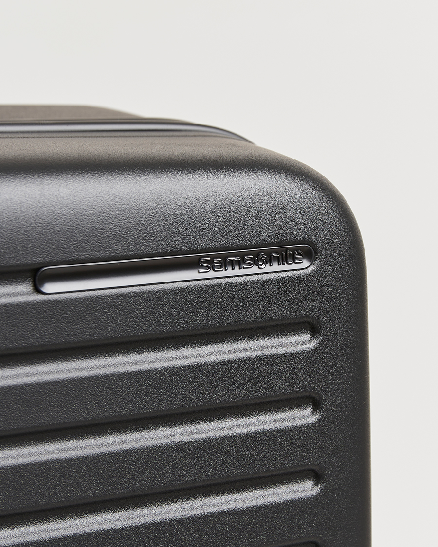 Samsonite Restackd Spinner Check-In Black