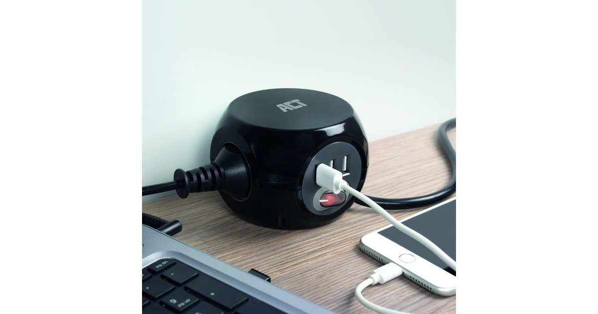 ACT ConnectivityStekkerdoos cube met 3 stopcontacten, USB-A-poorten, 1,5m stekkerdoos  (Zwart)