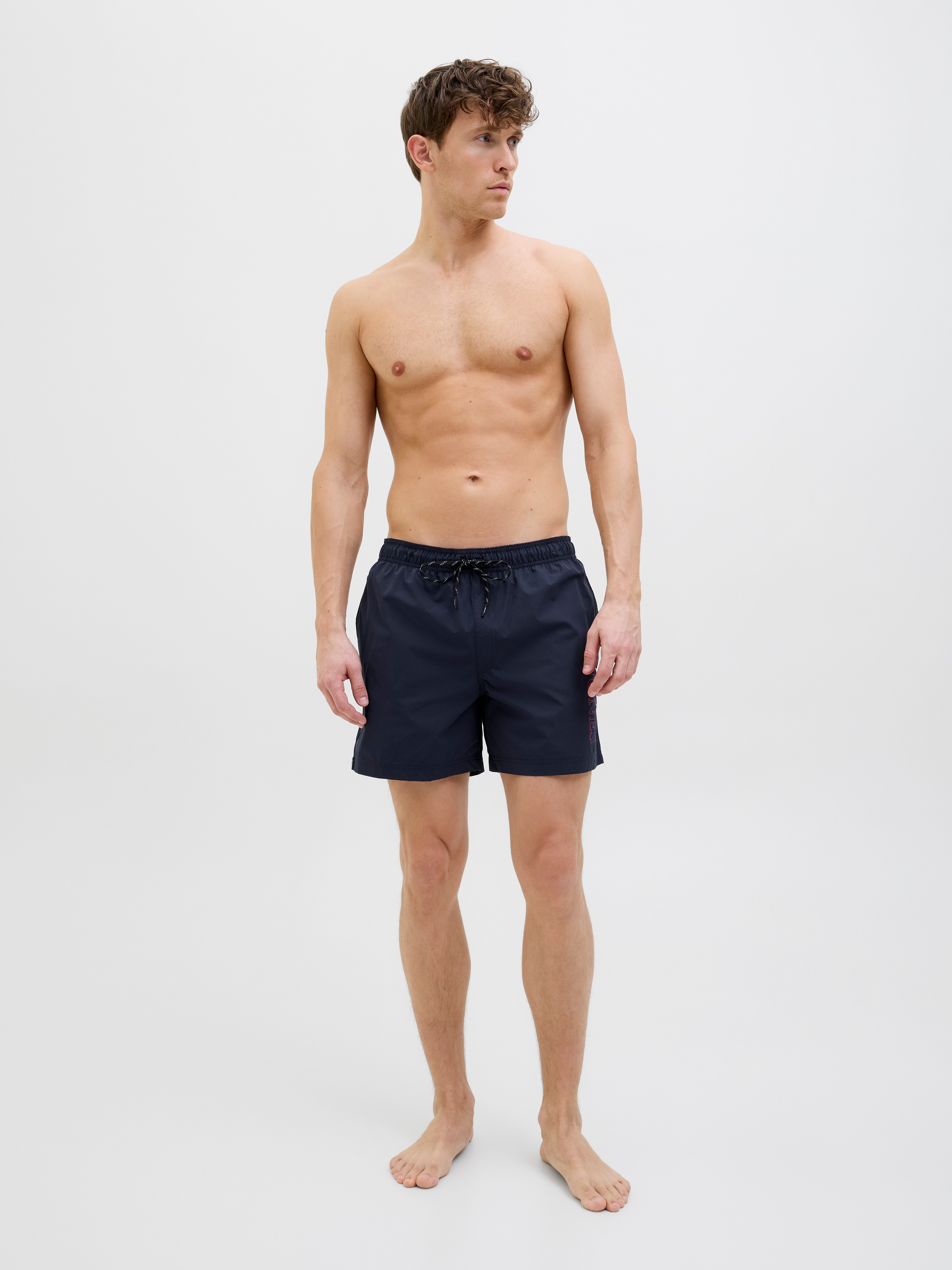 Jack & Jones Badeshorts »JPSTMAUI  Badeshort mit mittlerer Taille und elastischem Bund«, unifarben, modisch, regular fit, Web