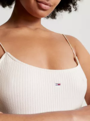 Vestido curto canelado com detalhes em ponto ajour