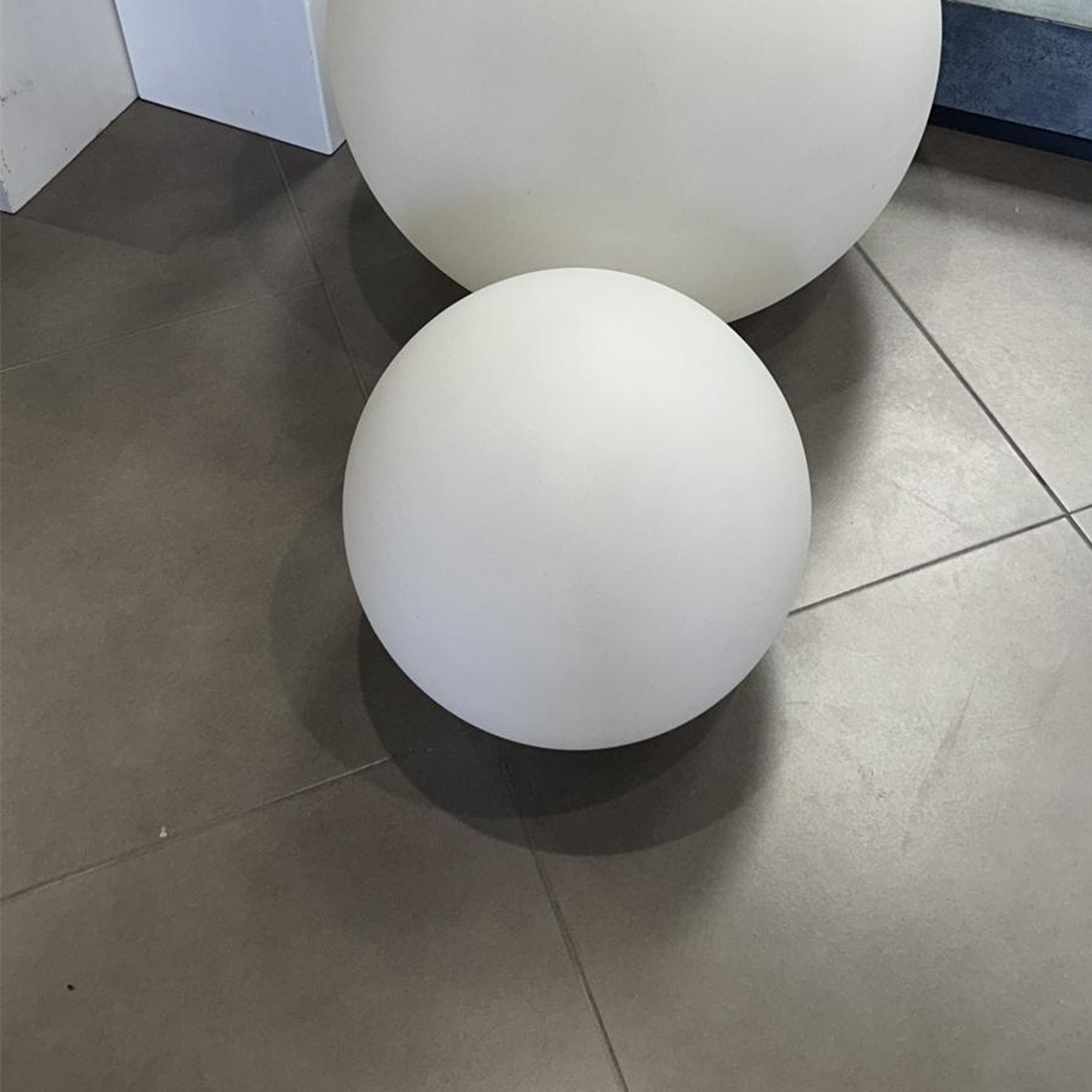 Sphère lumineuse à led en polyéthylène pour l'extérieur sfera luce 30