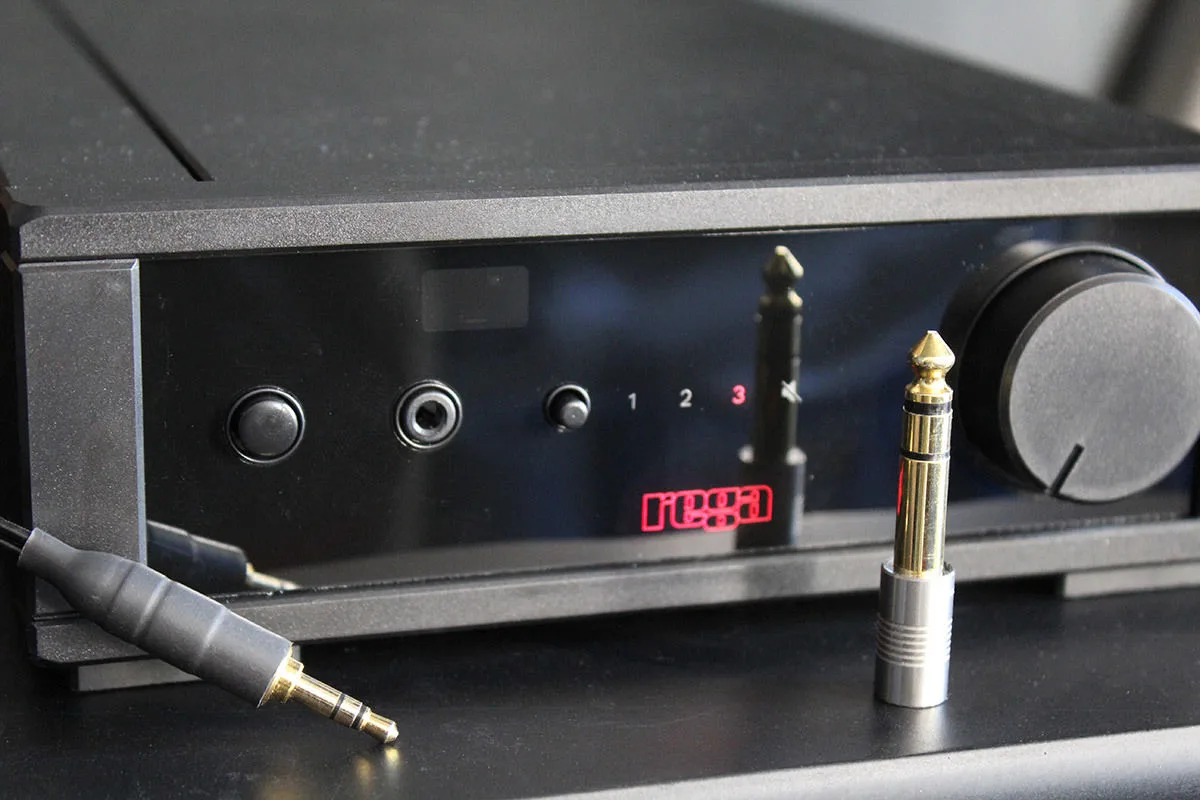 Rega IO Amplis hi-fi stéréo