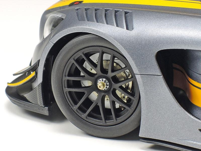 Tamiya Bausatz Mercedes-AMG GT3 1:24 Detailgetreuer Modellbausatz im Massstab 1:24