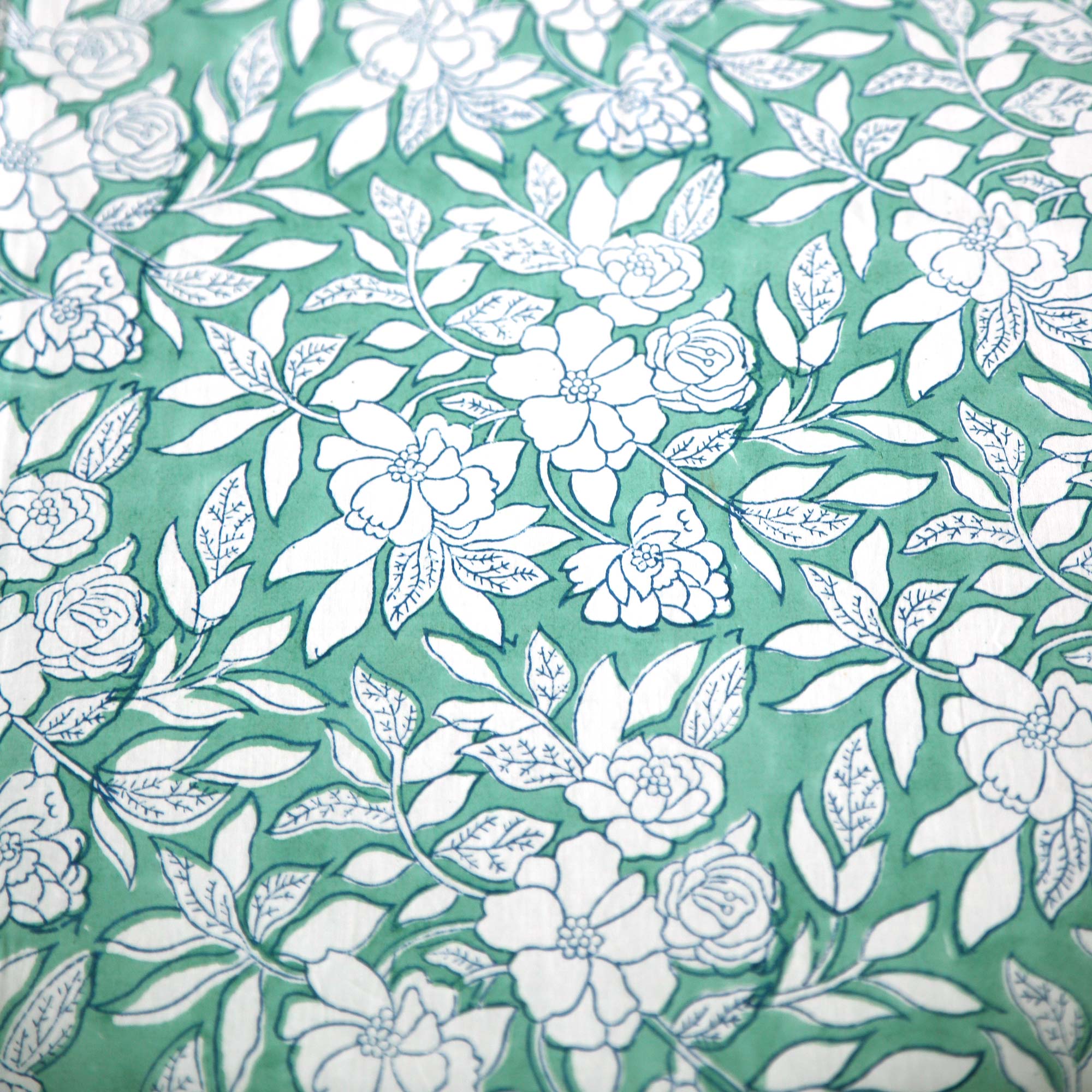 Tischdecke mit Blumenmuster, grün, weiß, L 100 cm, B 100 cm von fischer's lagerhaus