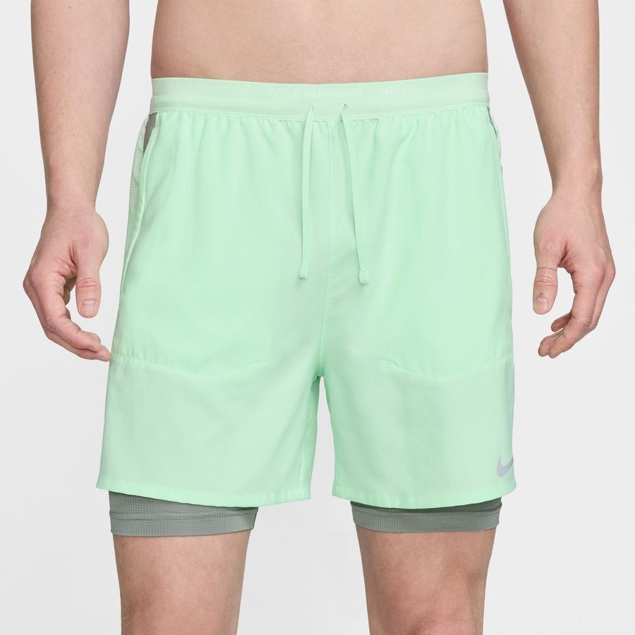 Nike Short Running Dri-FIT Stride - Vert/Argenté