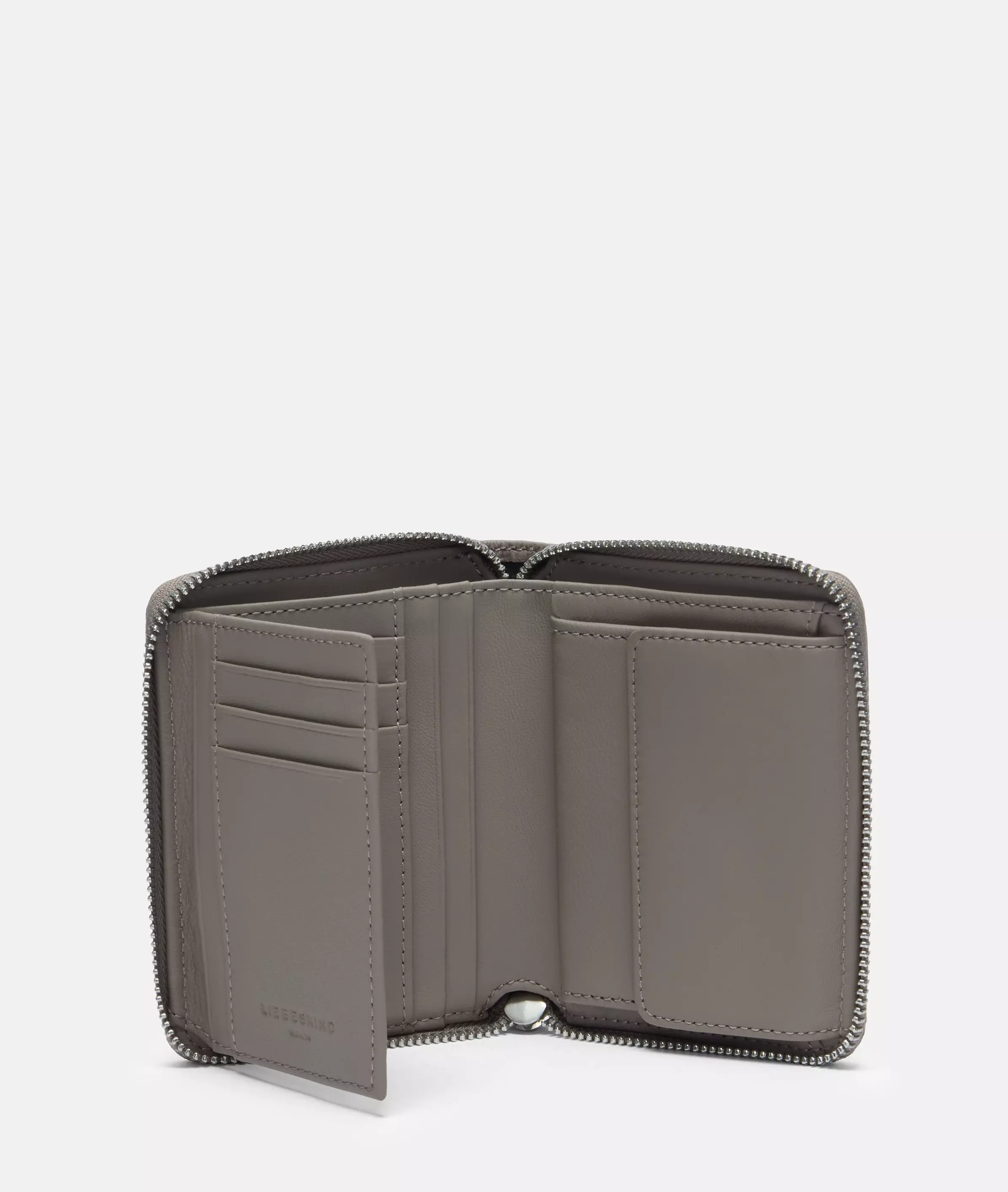 Wallet Spacious leather wallet