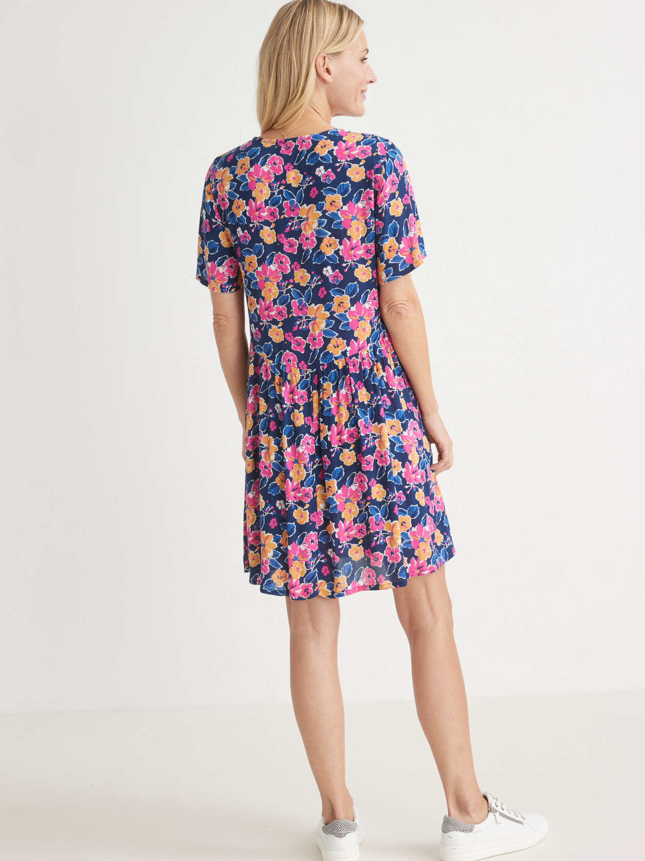 Robe forme trapèze en crêpe