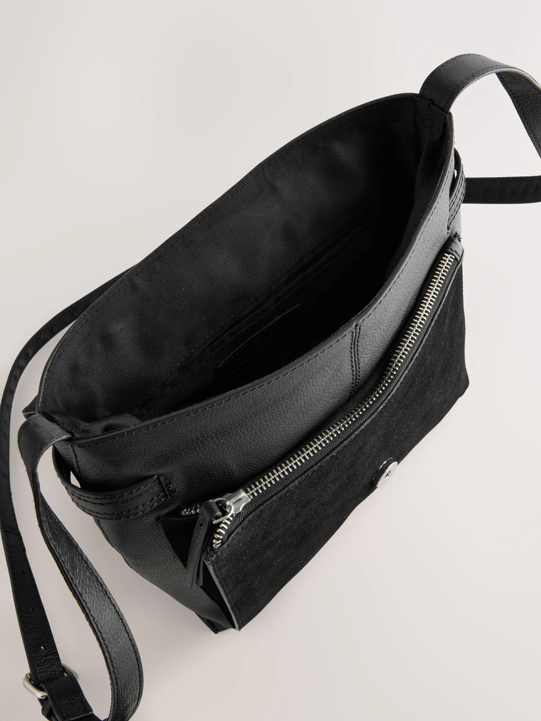 Zwart - Leren messenger-tas met vak