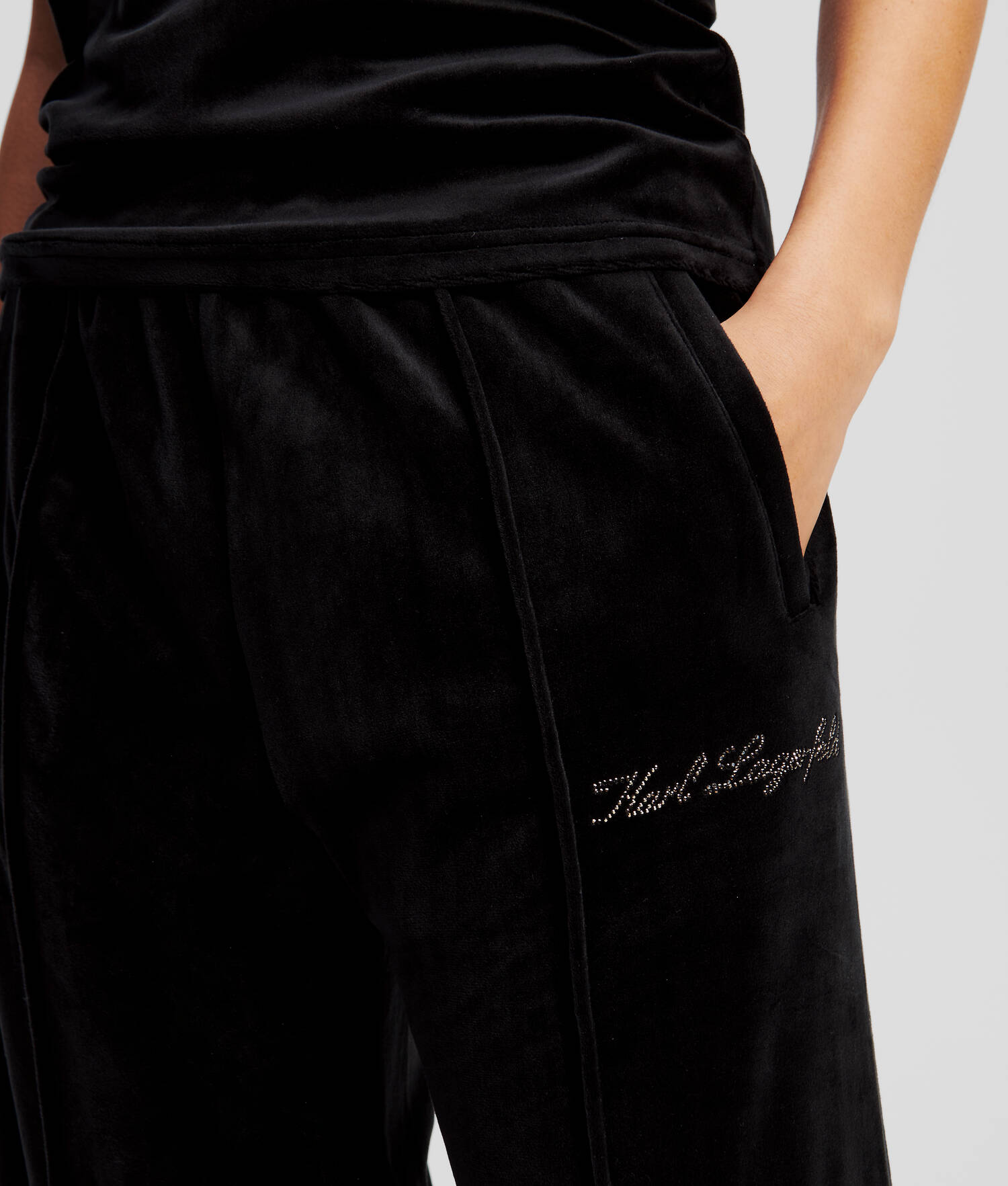 JOGGING EN VELOURS HOTEL KARL - Noir