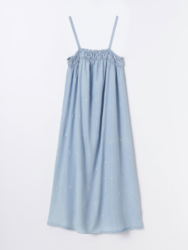 Vestido longo com bordado - Azul claro