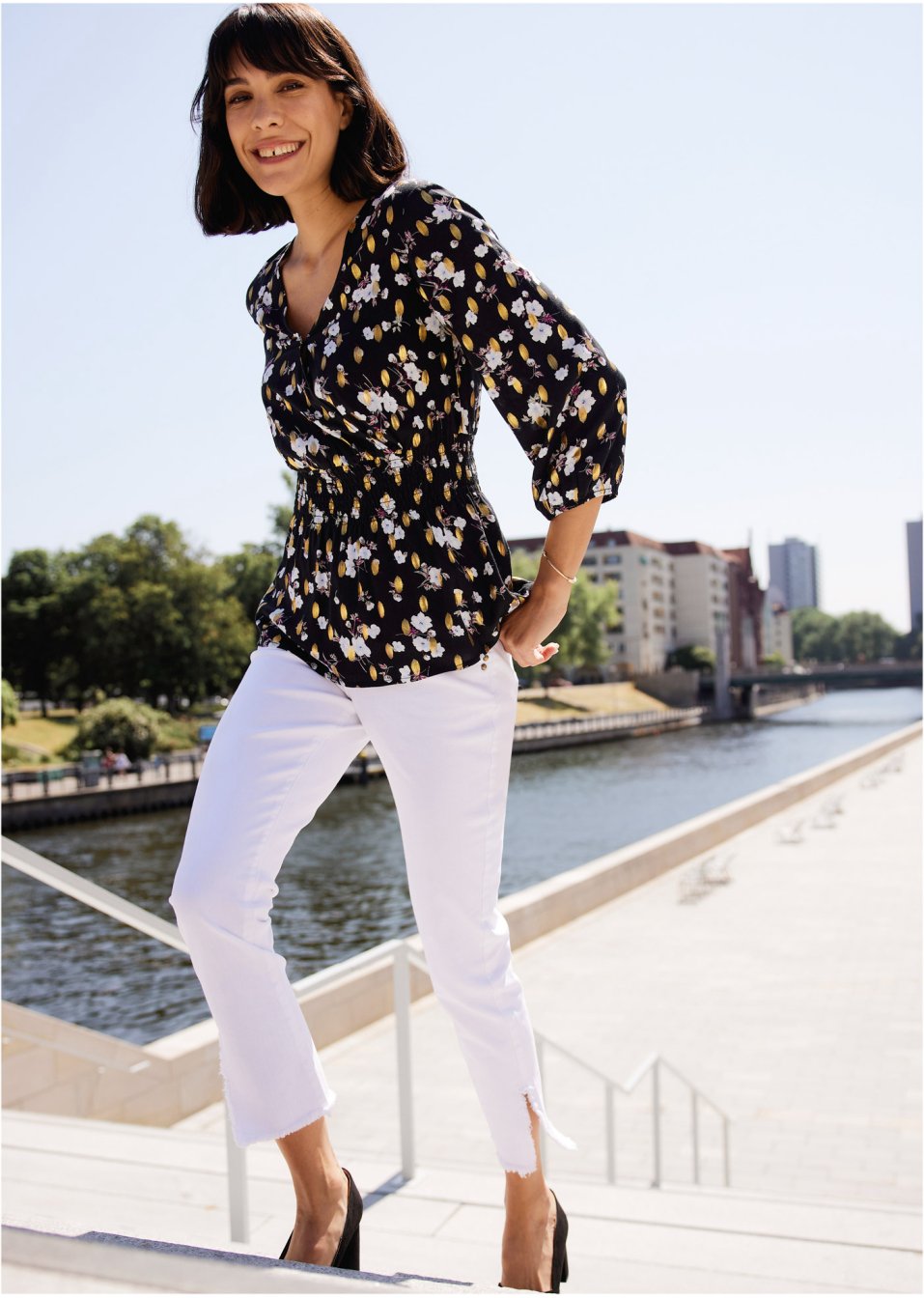 Pantalon extensible avec rivets
