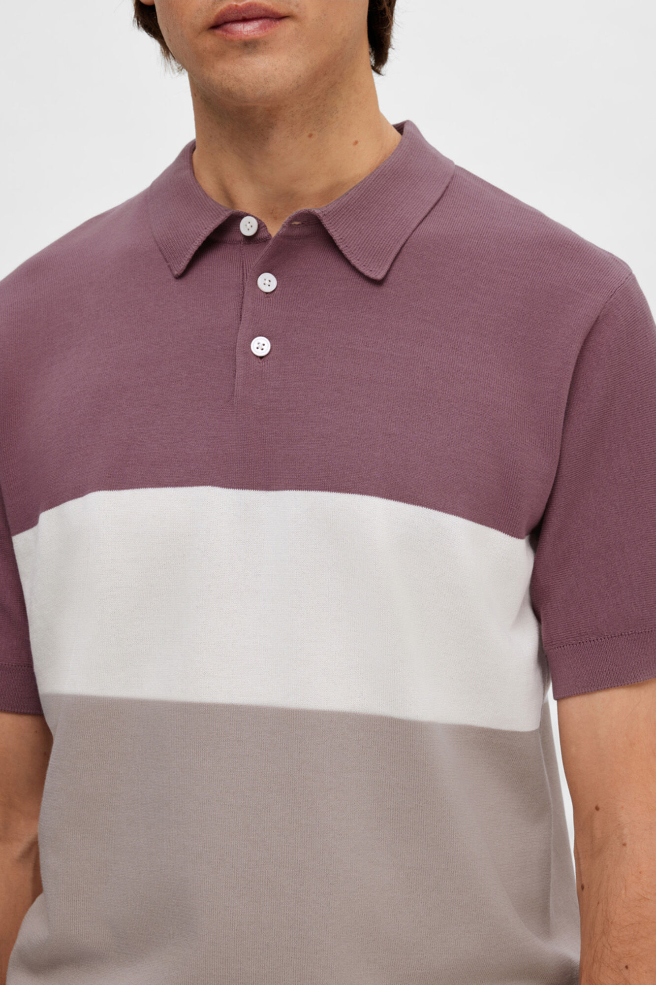 Camisa polo de manga curta em malha de algodão orgânico. - Lilás