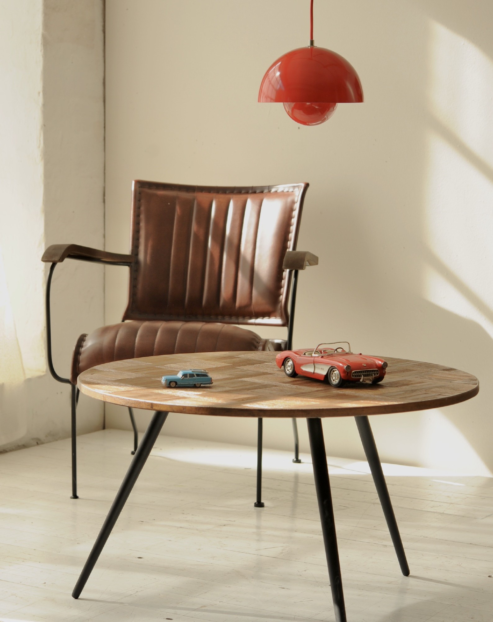 Kaffeetisch 'Ginger' L, natur, anthrazit, Ø 74 cm, H 38 cm von fischer's lagerhaus