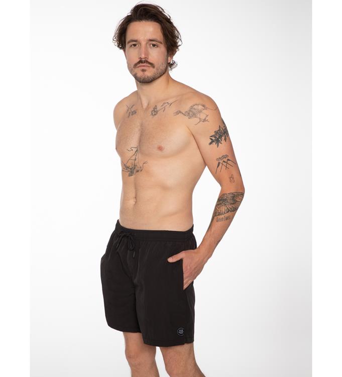 Protest Faster Beachshort