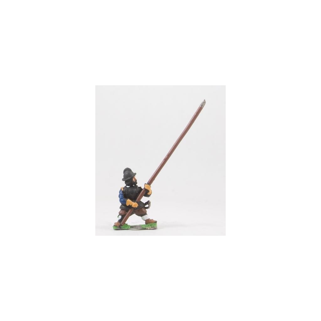 ECW: Heavy Pikemen in Helmets, pike 45 degrees