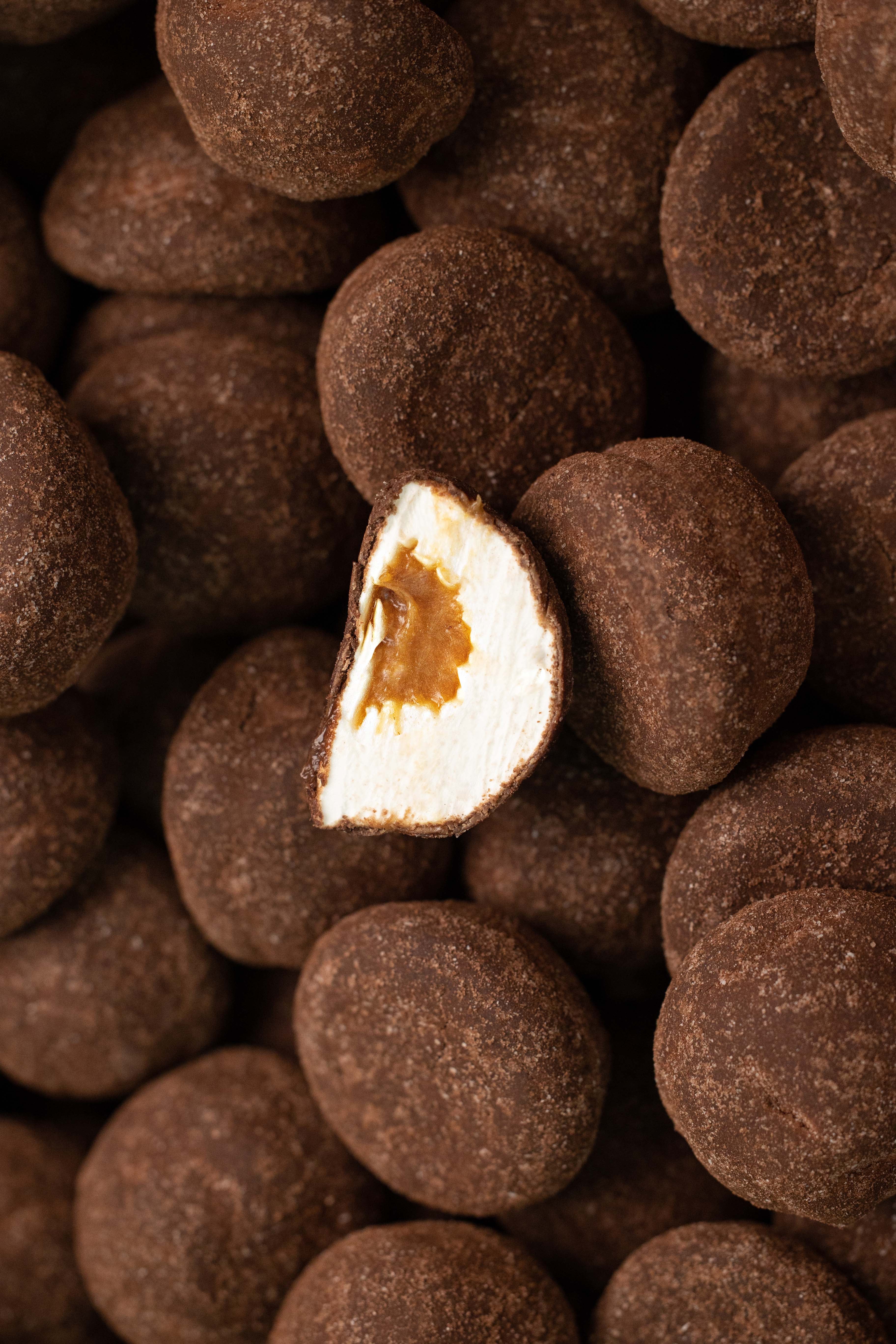The Mallows  Double Caramel Chocolate skumfiduser