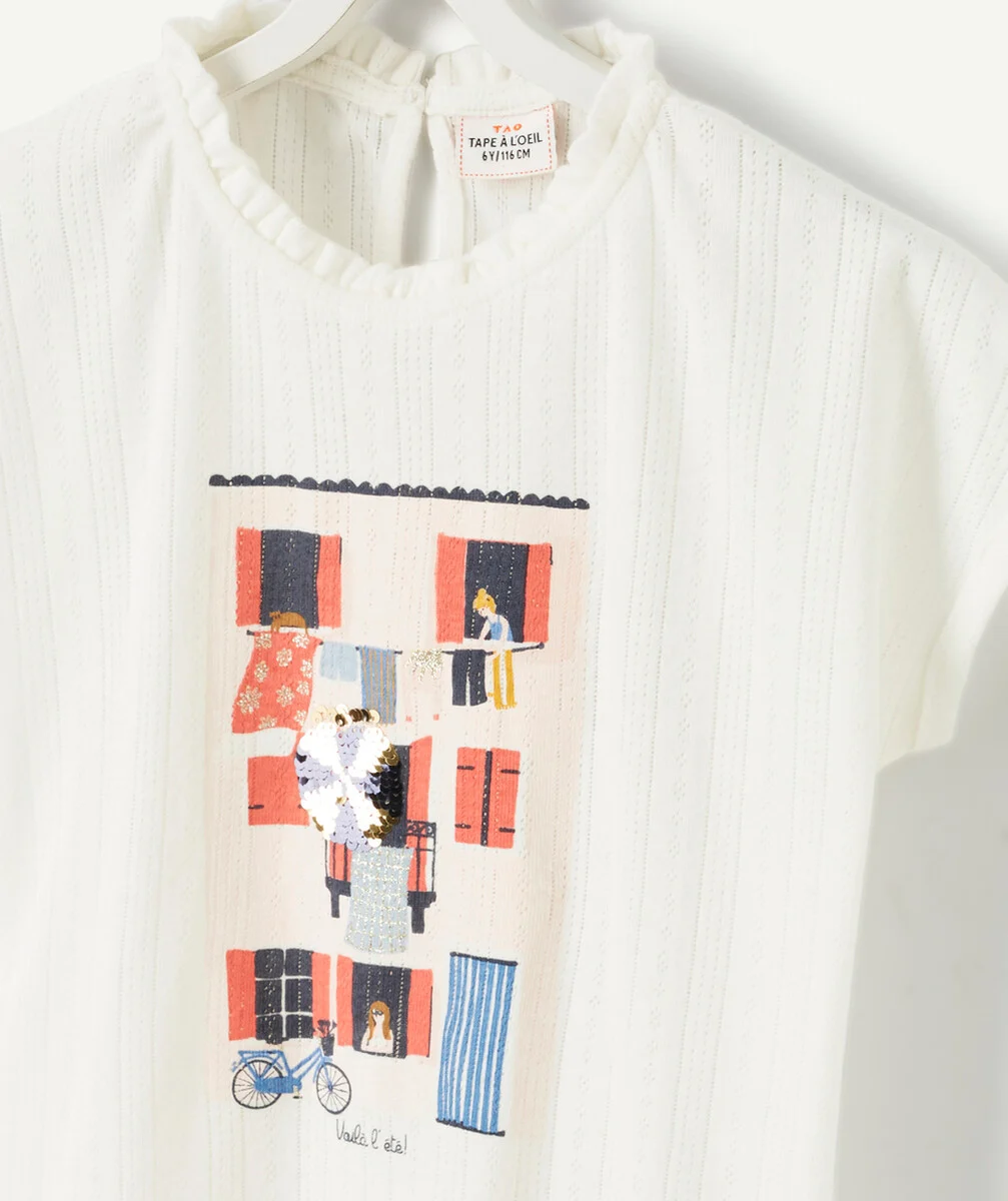 LE T-SHIRT AJOURÉ ÉCRU AVEC ANIMATION COLORÉ ET SEQUINS EN COTON