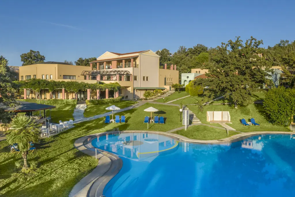 Fly & Go Century Resort Logies en ontbijt - Aparthotel
