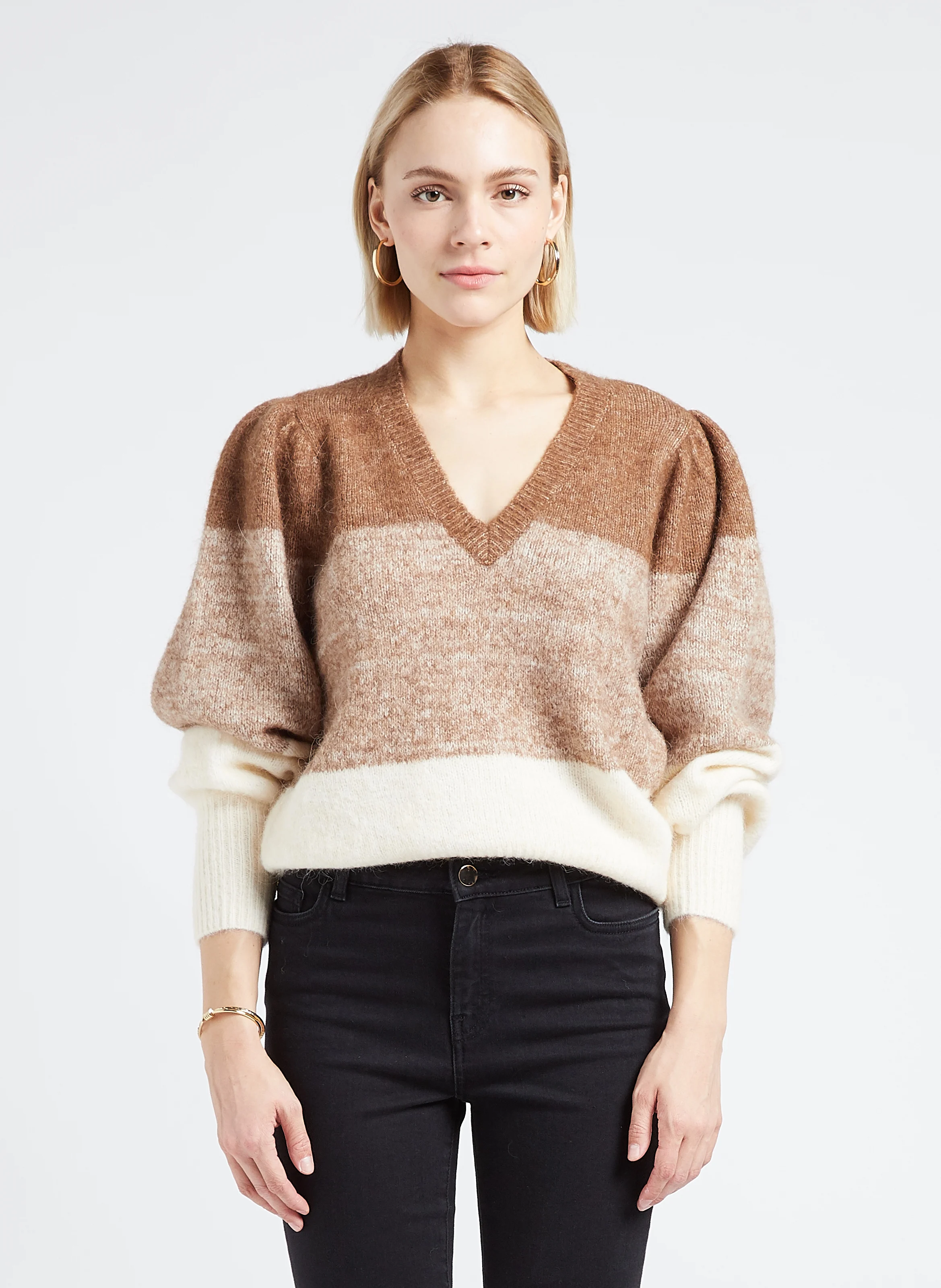 MALOU - Pull ample encolure V en maille | Marron