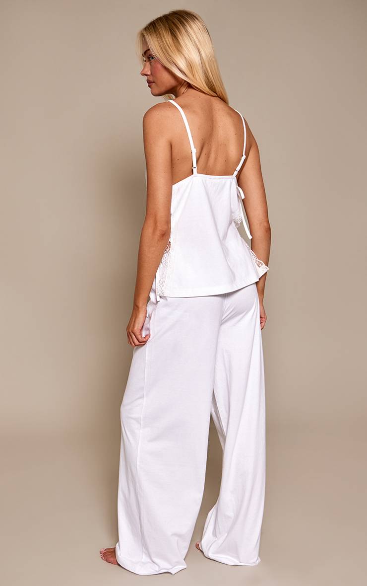 Blanc Pyjama Caraco Et Pantalon À Encolure En Dentelle Et Liens Latéraux