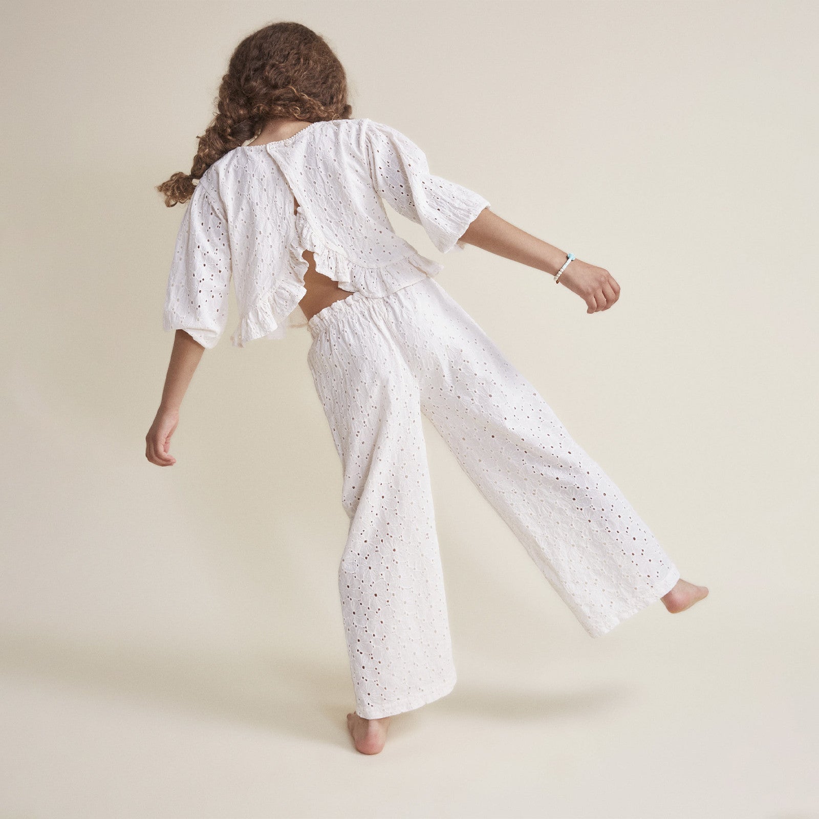 Bluse Embroidery Ivory