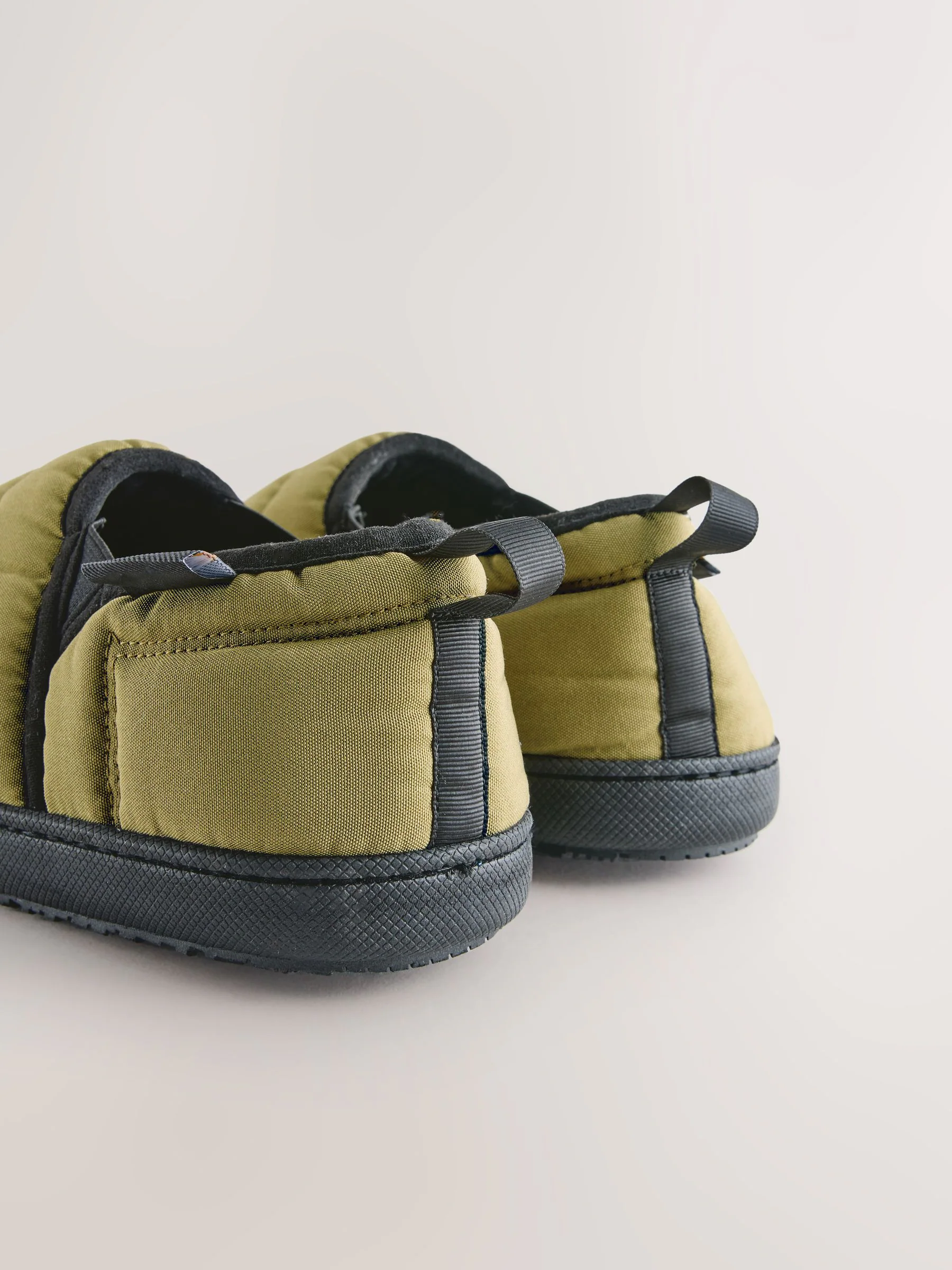 Olijfgroen - Codura Quilted Slippers