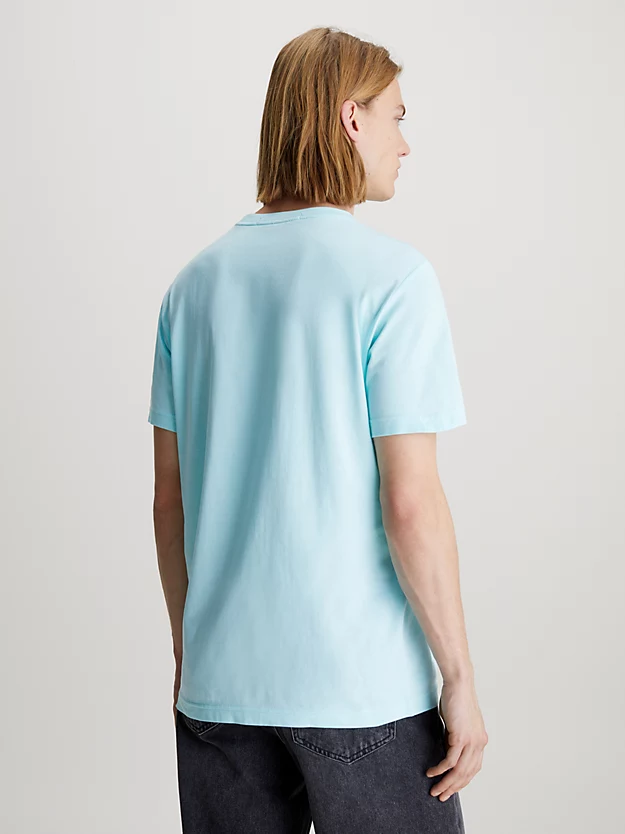 Camiseta com monograma