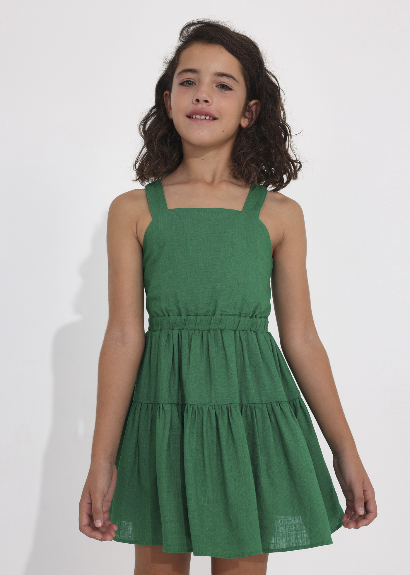 Vestido de linho para menina