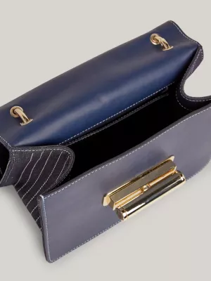 Bolsa de ombro em jeans com fecho giratório
